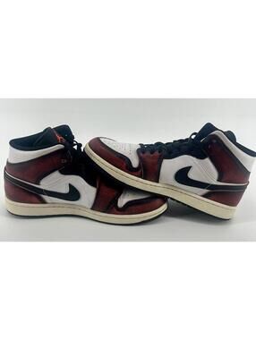 Air Jordan 1 Mid SE 'Wear-Away'